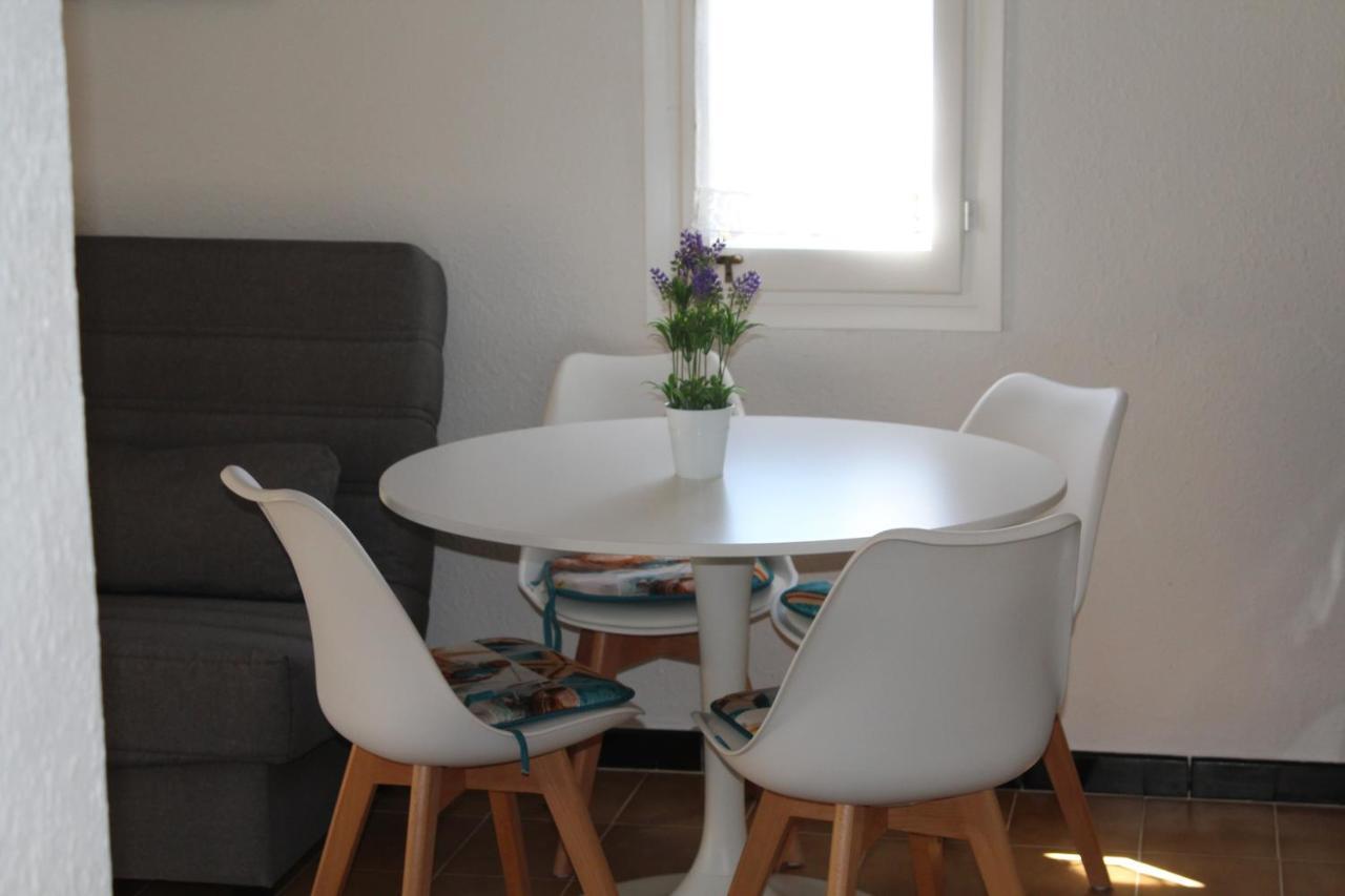 شقة Apartamento Con Piscina En Ciudadela, Cala En Blanes كالا إن بلانيس المظهر الخارجي الصورة