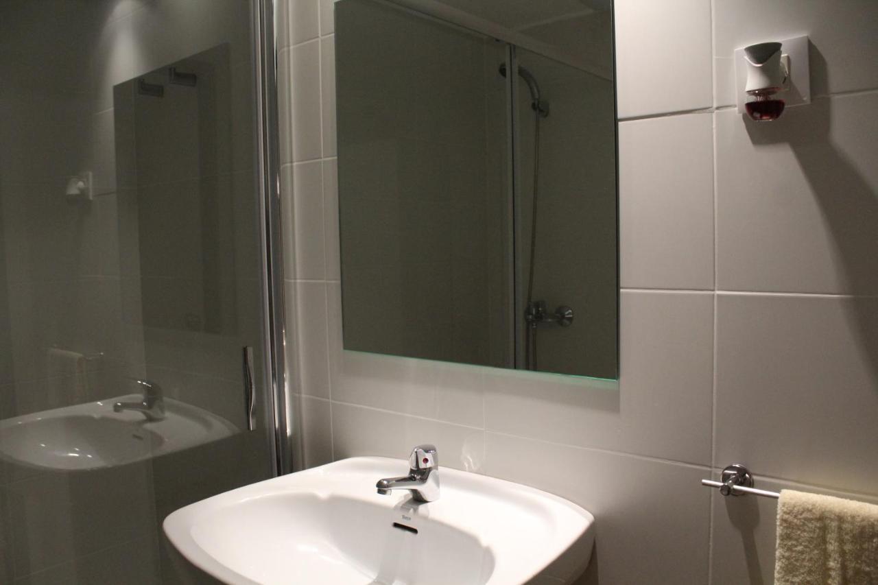 شقة Apartamento Con Piscina En Ciudadela, Cala En Blanes كالا إن بلانيس المظهر الخارجي الصورة